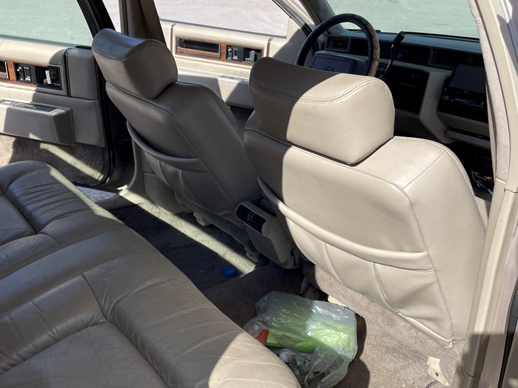 #7-•-cadillac-deville-(nm-title-in-delay)-image-94