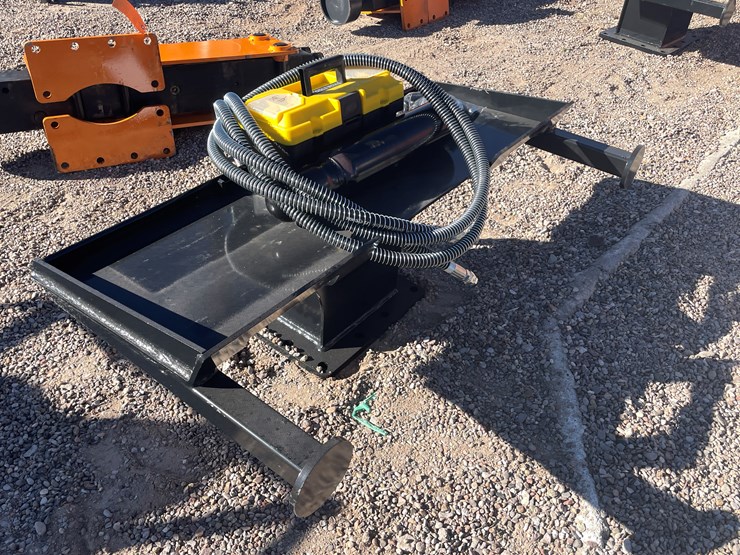 #213-•-skid-steer-post-driver-image-13