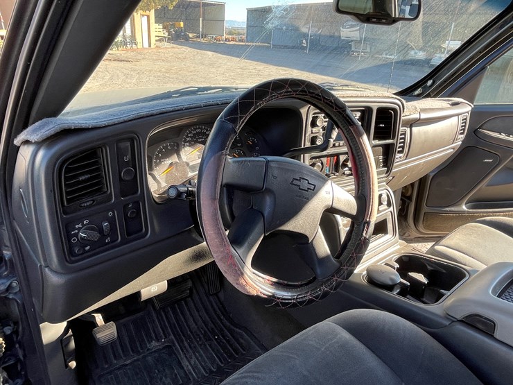 #5-•-2003-chevy-silverado-truck-(has-az-title)-image-62