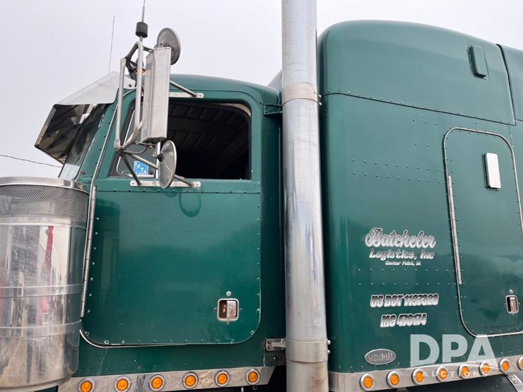 1999-peterbilt-379-image-41
