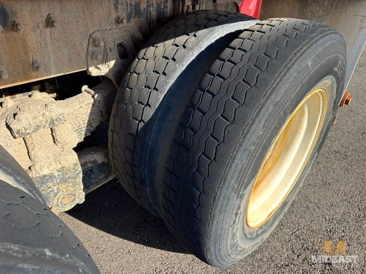 2000-sterling-lt8500-image-14