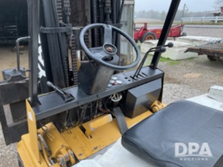 2003-yale-gdp100mc-image-5