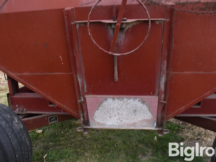 m&w-little-red-wagon-image-19