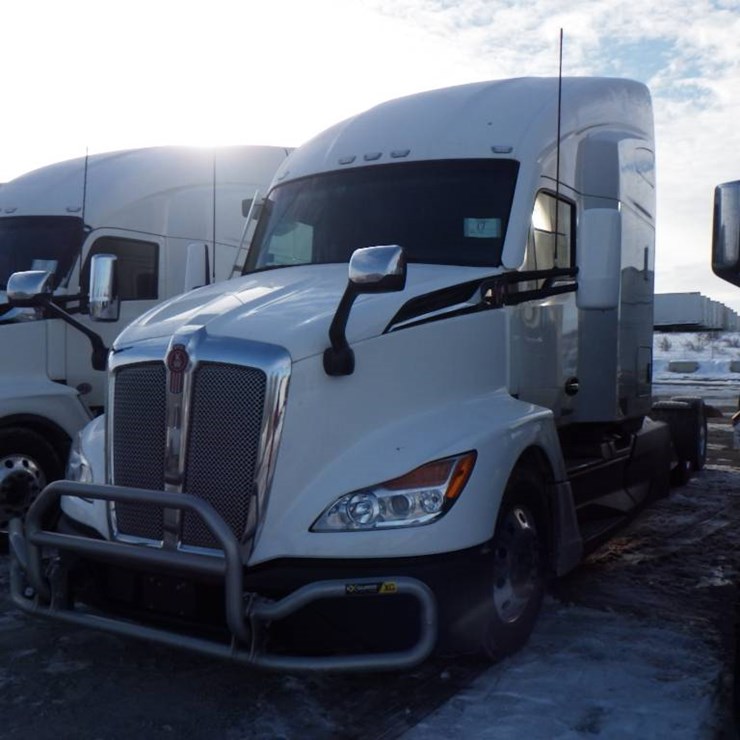 2023 KENWORTH T680