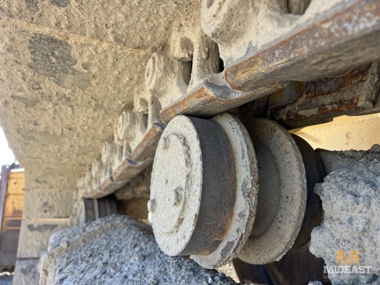 2012-deere-850k-wlt-image-23