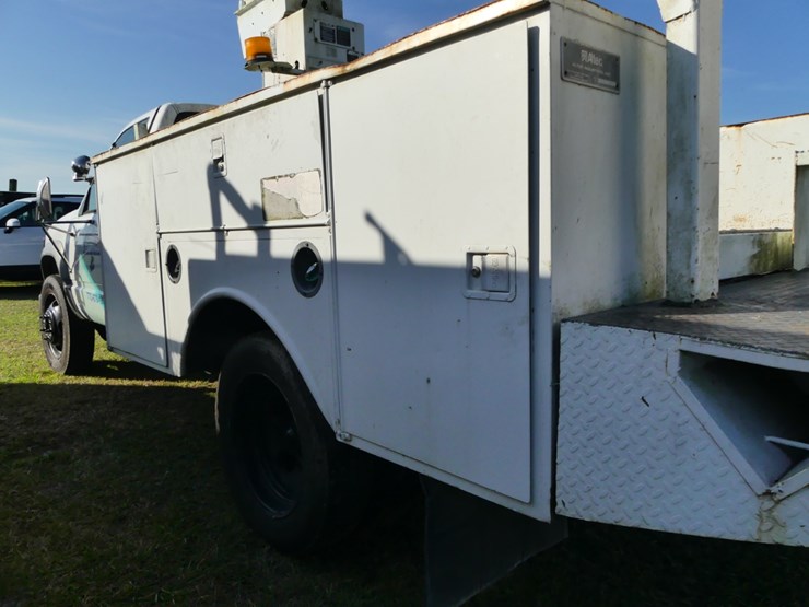 1999-gmc-3500-image-5