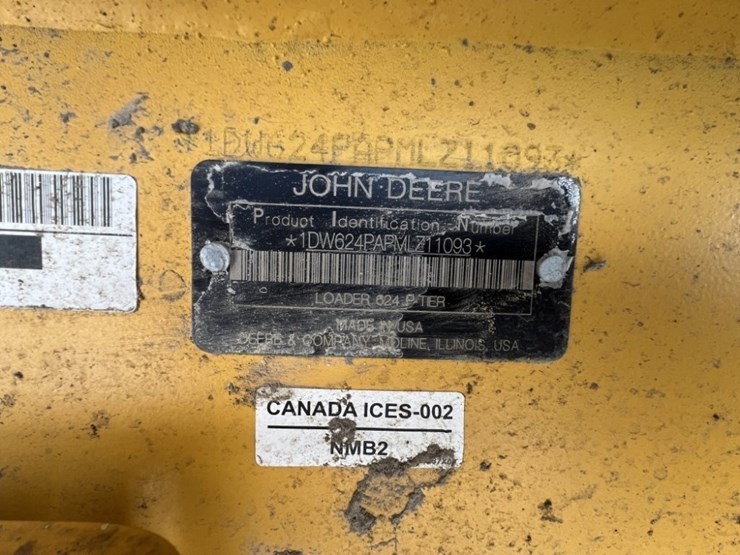 john-deere-624-image-18