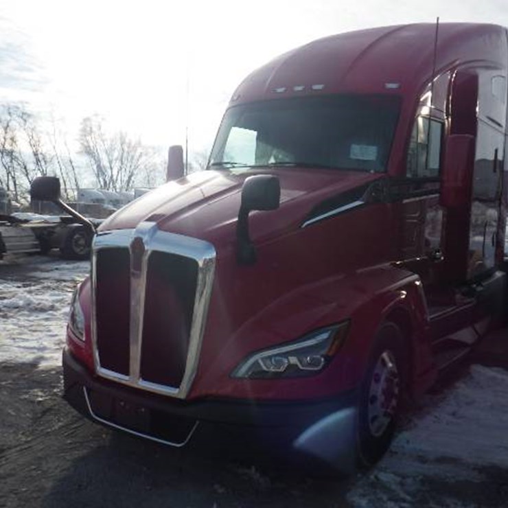 2022 KENWORTH T680