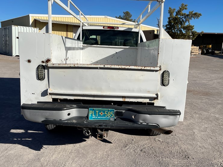 2007-chevrolet-silverado-2500-image-40