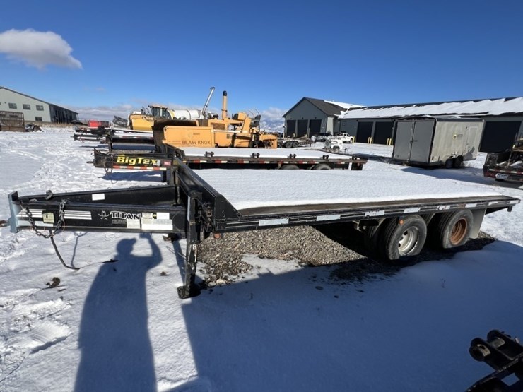 2006-titan-trailer-image-2