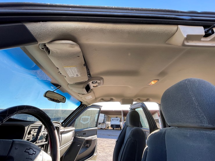 #5-•-2003-chevy-silverado-truck-(has-az-title)-image-75