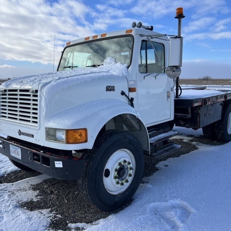 1996 INTERNATIONAL 4700
