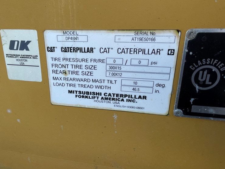 #15-•-2015-cat-forklift-image-24