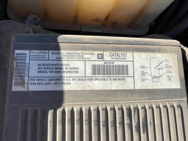 #5-•-2003-chevy-silverado-truck-(has-az-title)-image-100