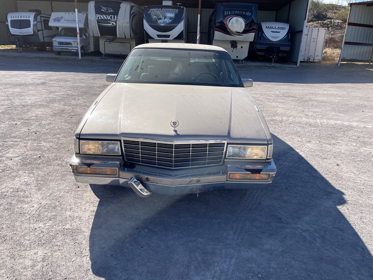 #7-•-cadillac-deville-(nm-title-in-delay)-image-2