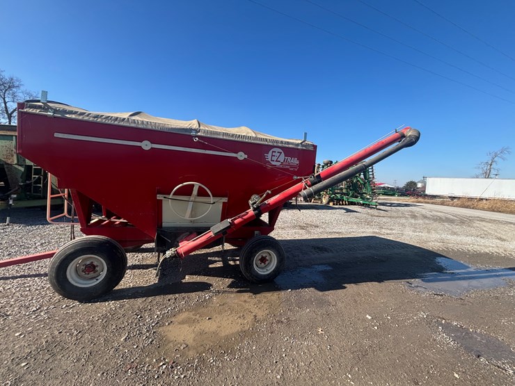 #1566-•-ez-trail-seed-wagon-image-4