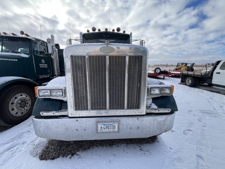 1998-peterbilt-379-image-7