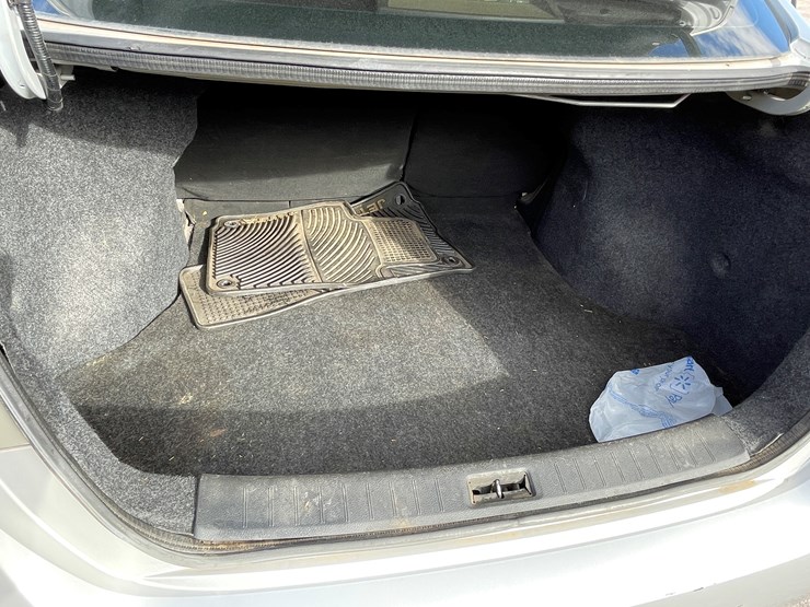 #4-•-2013-nissan-sentra-(has-nm-title)-image-64