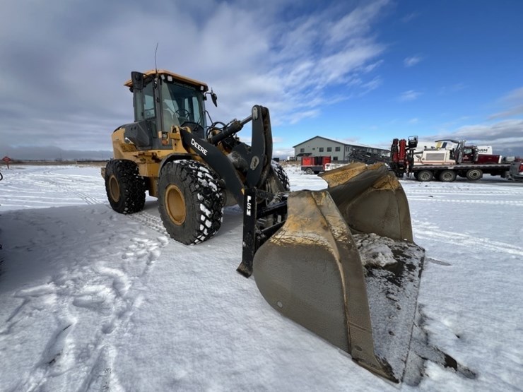 john-deere-624-image-8