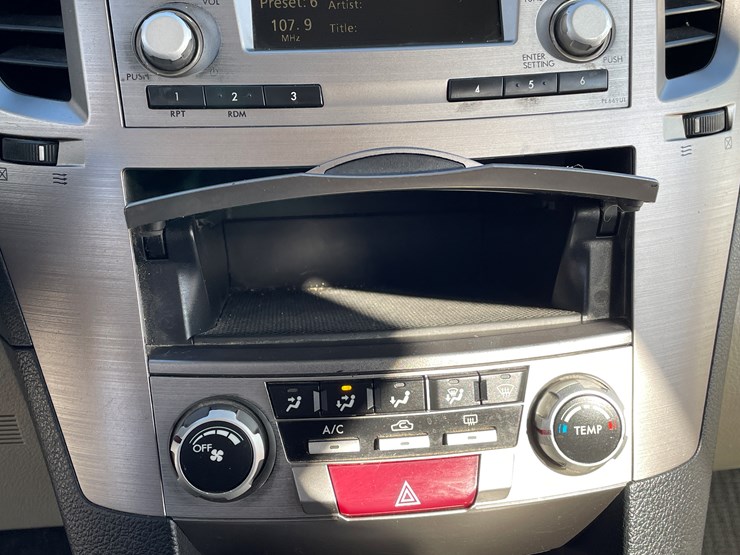 #8-•-2014-subaru-legacy-wagon-(nm-title-in-delay)-image-85