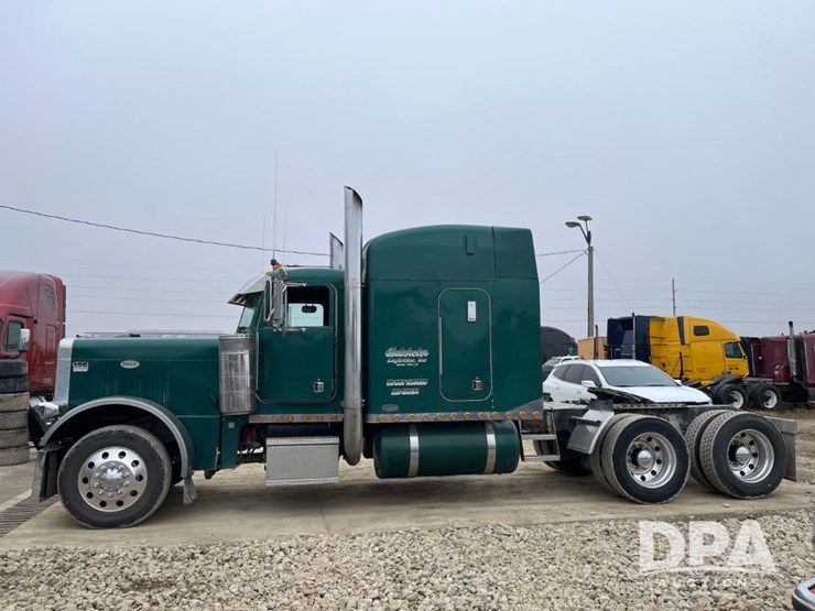 1999-peterbilt-379-image-13