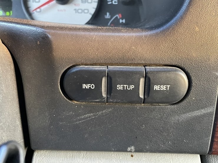 2006-ford-f350-image-26