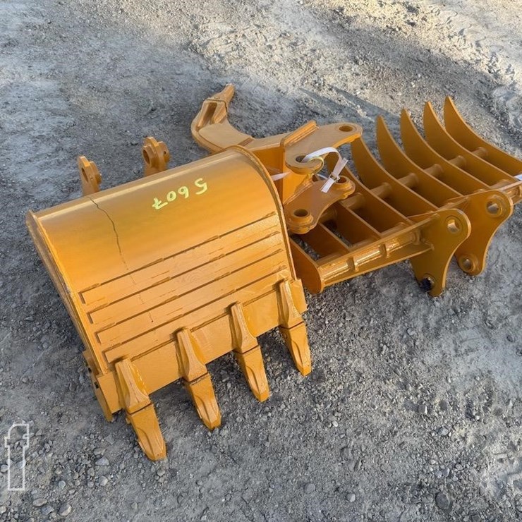 CAT 305 EXCAVATOR ATTACHMENTS