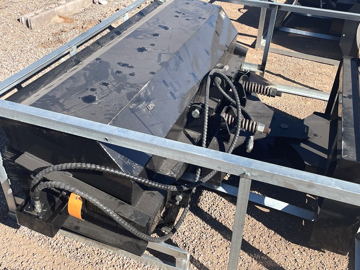 #253-•-bobcat-manual-angled-sweeper-image-9