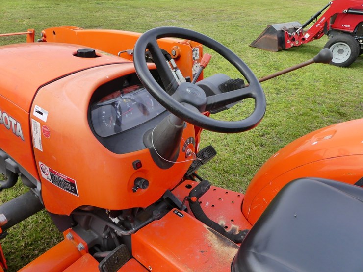 kubota-l2501-image-14