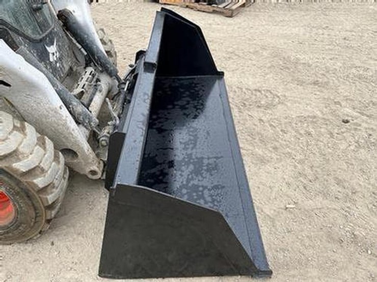 kit-container-84"-skid-steer-snow/litter-bucket-image-4