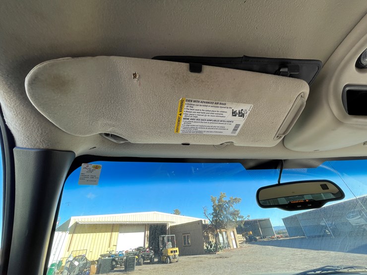 #5-•-2003-chevy-silverado-truck-(has-az-title)-image-71