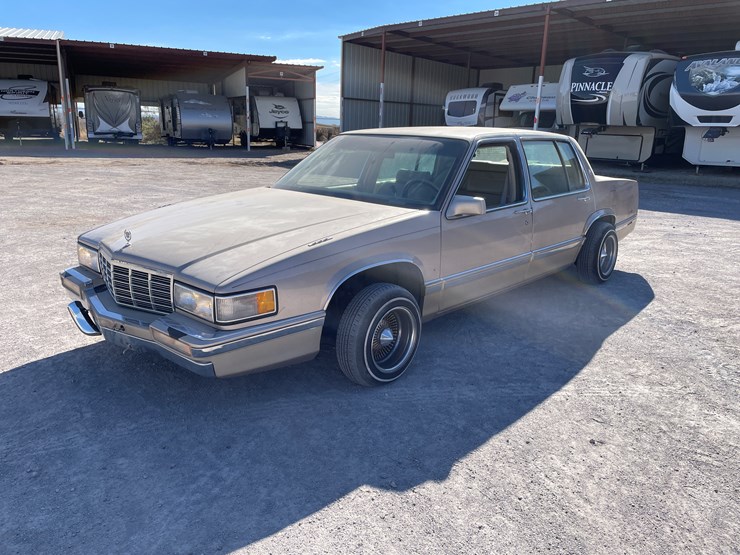 #7-•-cadillac-deville-(nm-title-in-delay)-image-1