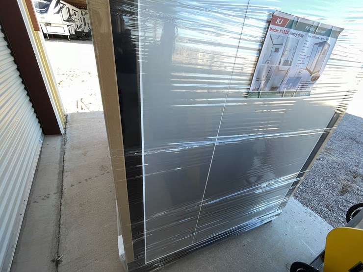 #350-•-portable-restroom-image-24