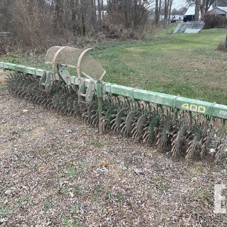 400 JOHN DEERE 400