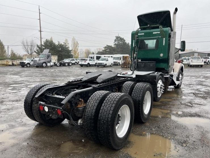 kenworth-t800-image-4