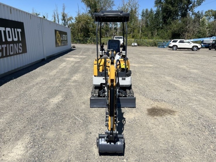 2025-sdlanch-sdle20-mini-hydraulic-excavator-image-8