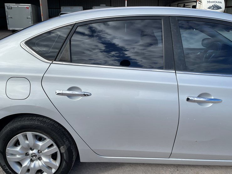 #4-•-2013-nissan-sentra-(has-nm-title)-image-34