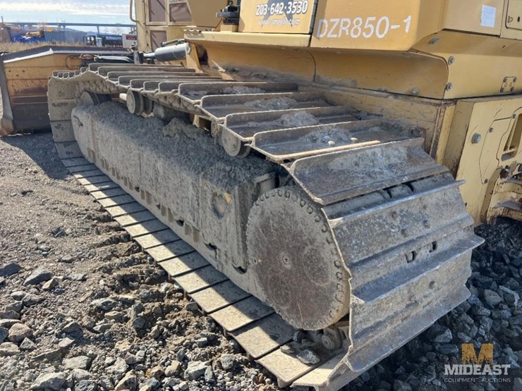 2012-deere-850k-wlt-image-17