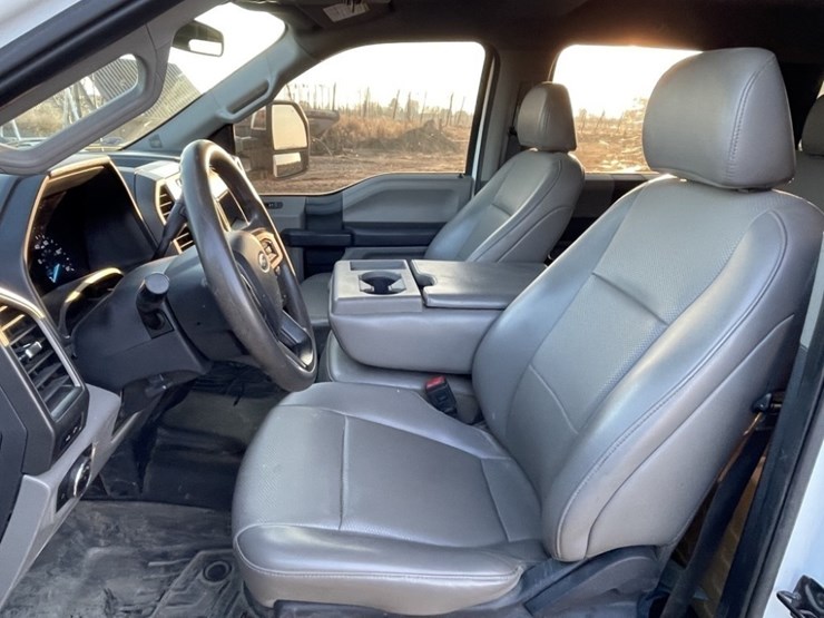 2022-ford-f550-xl-sd-image-22