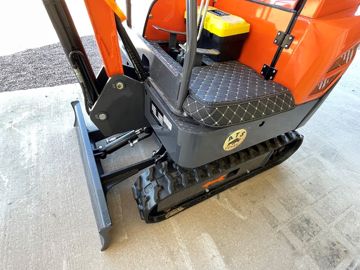 #236-•-mini-excavator-image-17