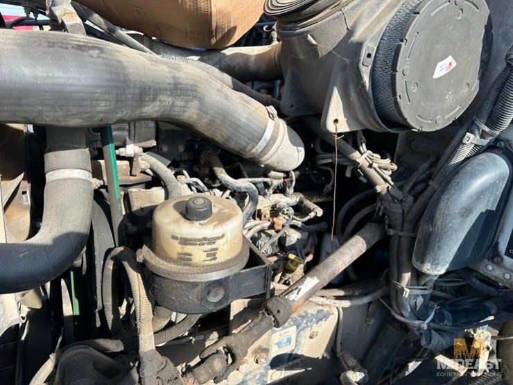 2004-peterbilt-pb335-fuel/lube-truck-xx65317-image-22