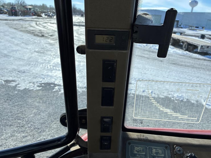 case-ih-mxm155-image-79