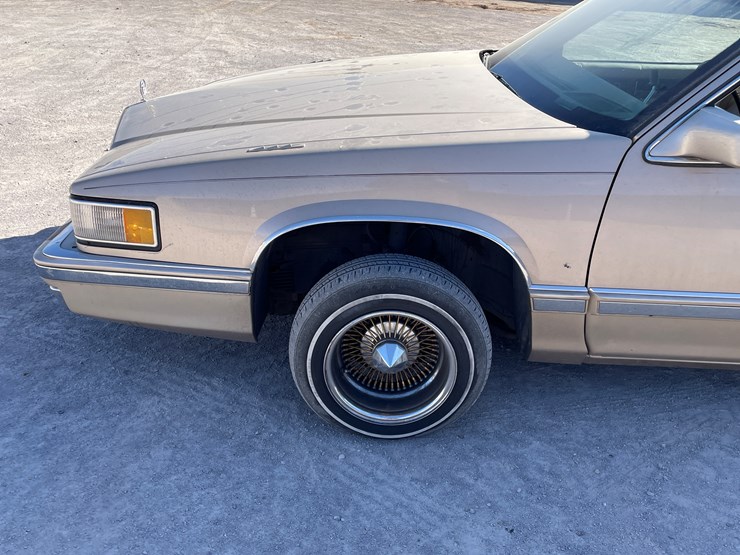 #7-•-cadillac-deville-(nm-title-in-delay)-image-19