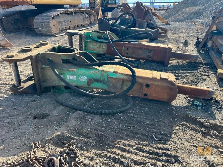 hm350-hammer-attachment-image-5