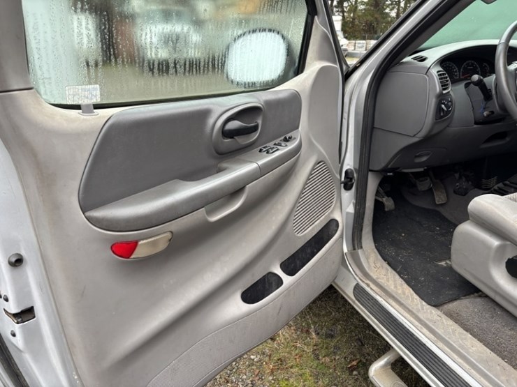 2002-ford-f150-image-22