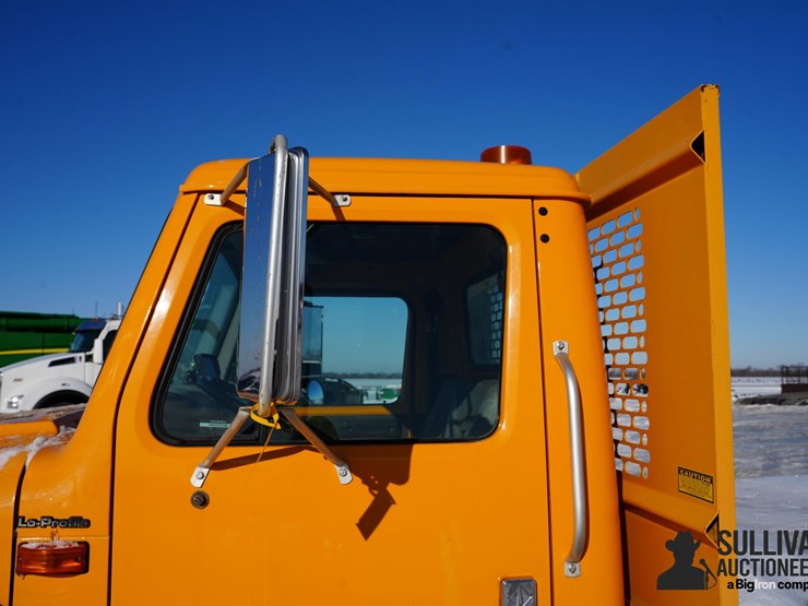 1998-international-4700-image-17