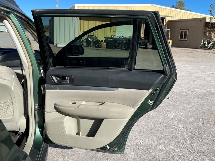 #8-•-2014-subaru-legacy-wagon-(nm-title-in-delay)-image-50