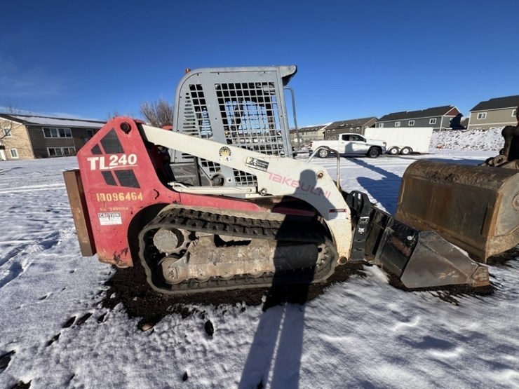 takeuchi-tl240-image-6