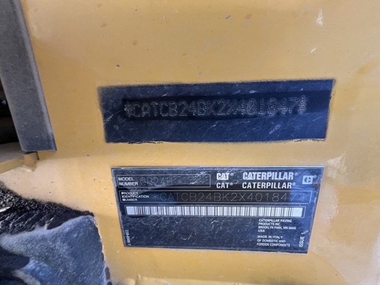 caterpillar-cb24b-image-17