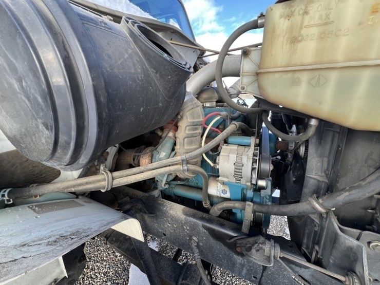 1996-international-4700-image-13